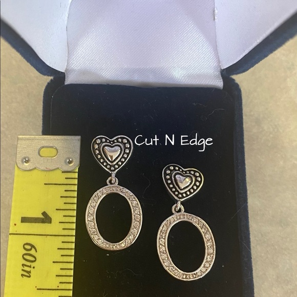 Montana Silversmith Earrings Heart - Picture 5 of 5